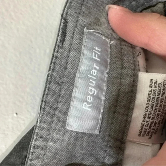 Columbia men’s gray cargo shorts 42 - Picture 10 of 13